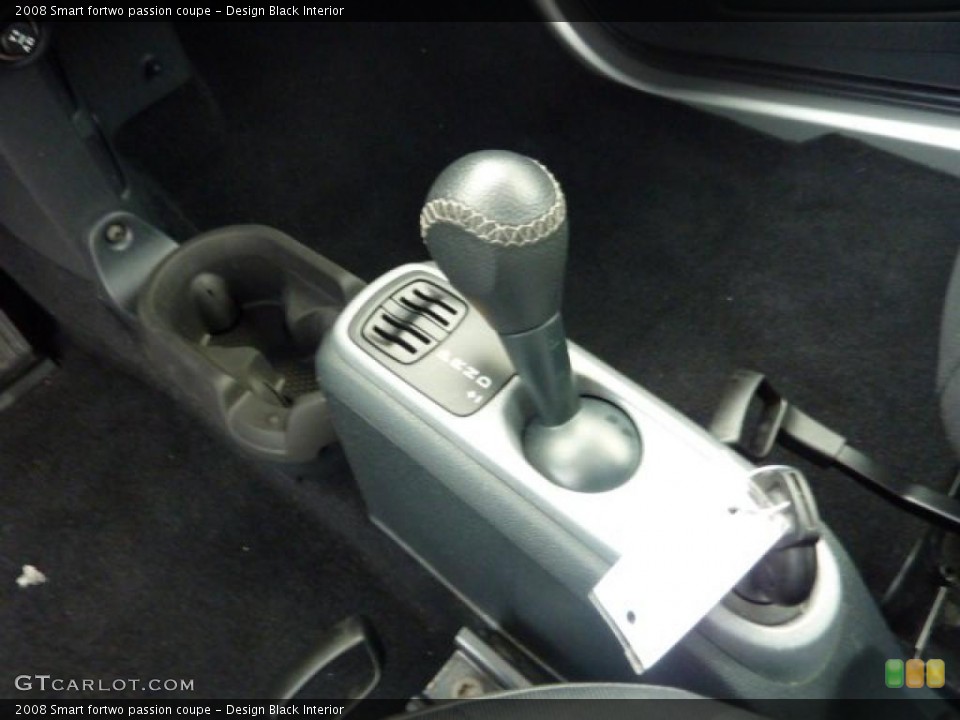 Design Black Interior Transmission for the 2008 Smart fortwo passion coupe #42164444