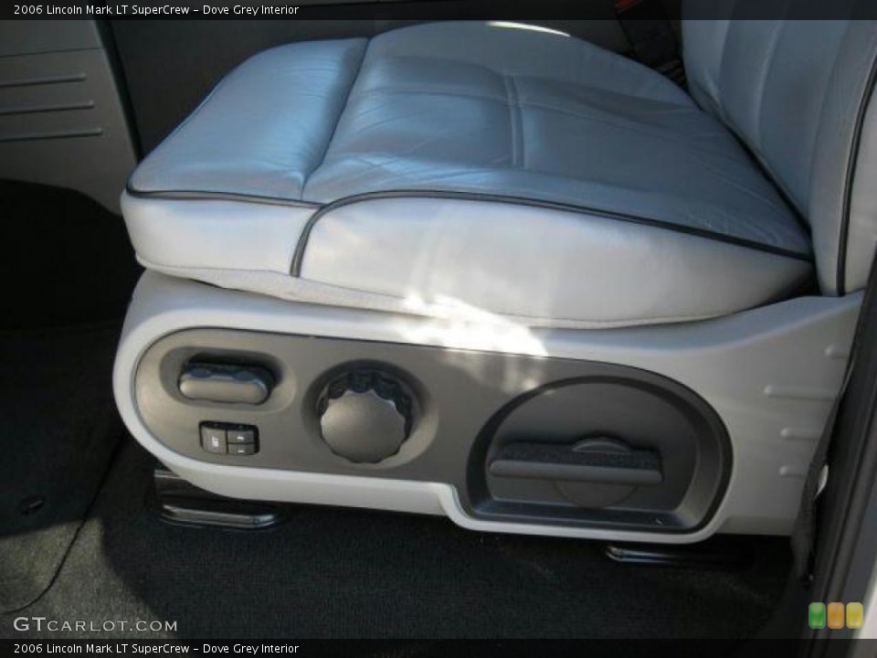 Dove Grey Interior Controls for the 2006 Lincoln Mark LT SuperCrew #42167396