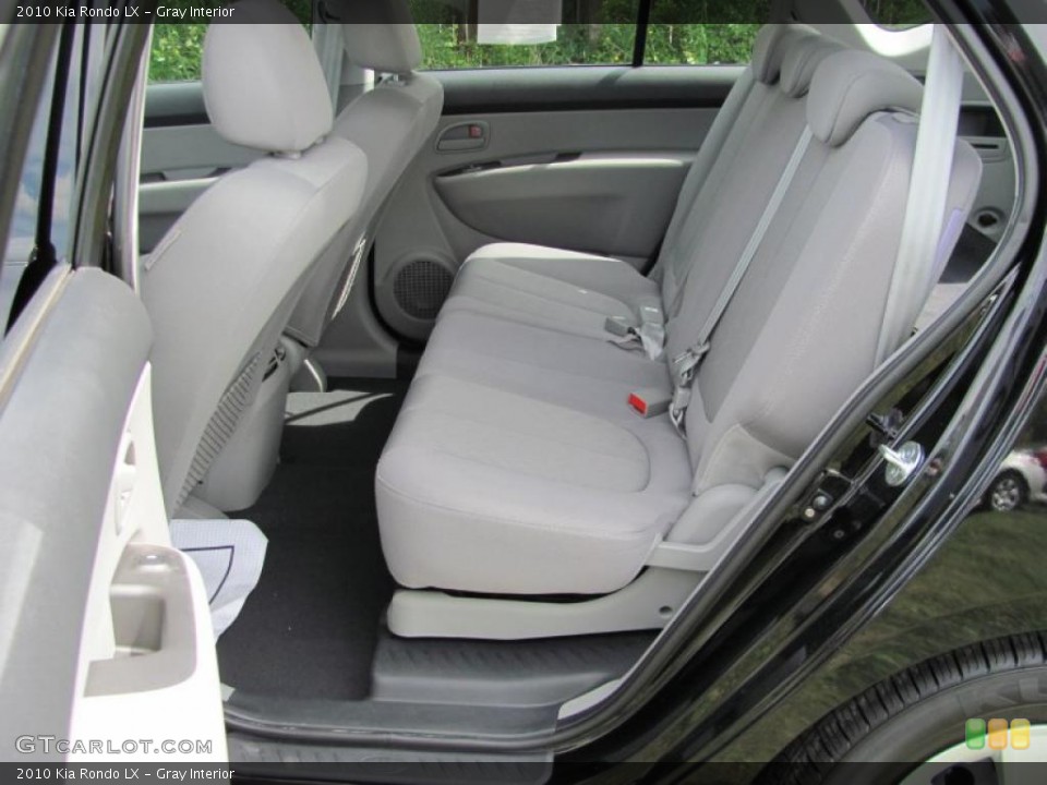 Gray 2010 Kia Rondo Interiors