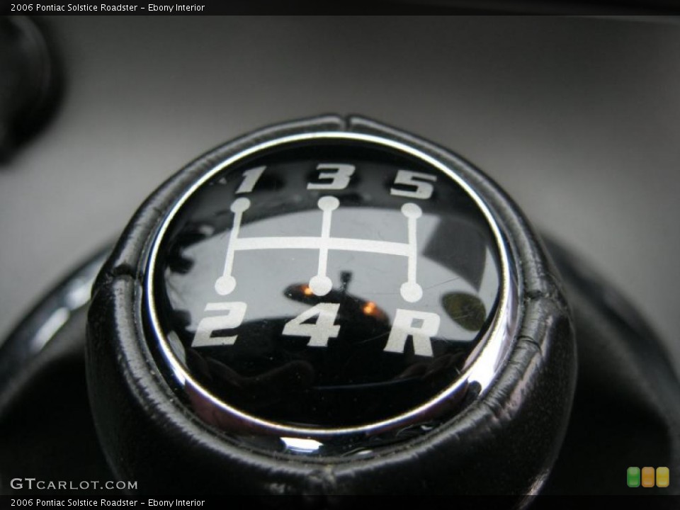 Ebony Interior Transmission for the 2006 Pontiac Solstice Roadster #42174604