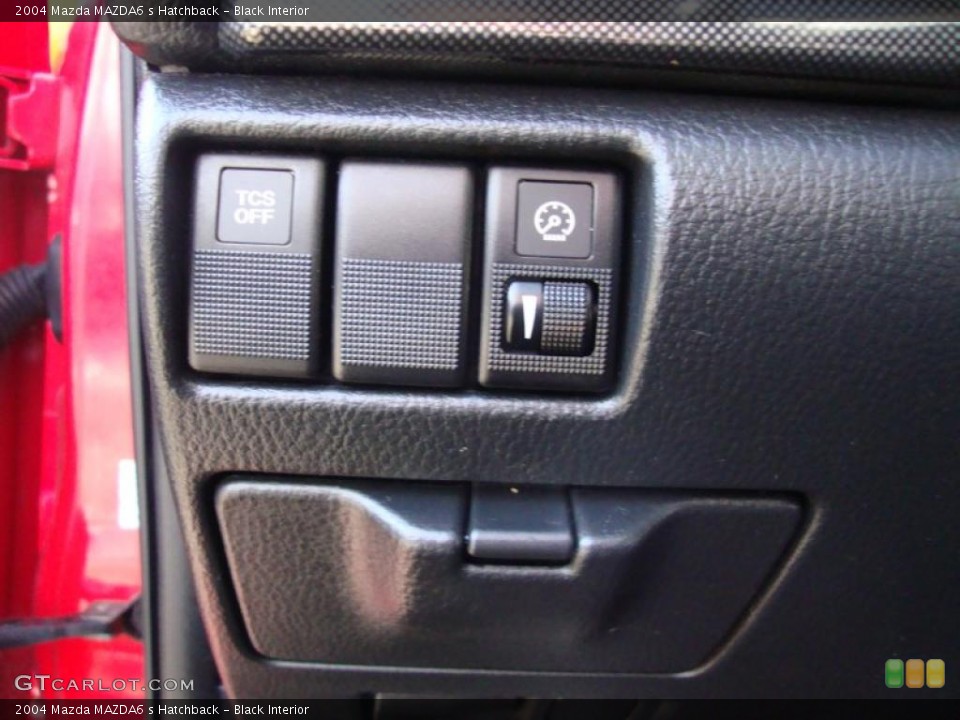 Black Interior Controls for the 2004 Mazda MAZDA6 s Hatchback #42181440