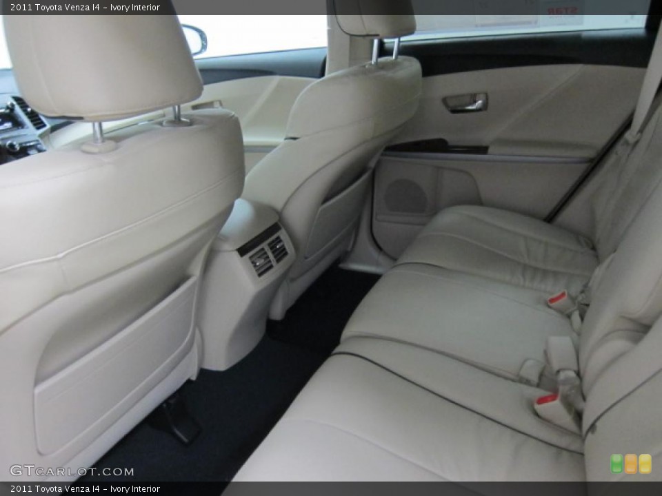 Ivory Interior Photo for the 2011 Toyota Venza I4 #42193203