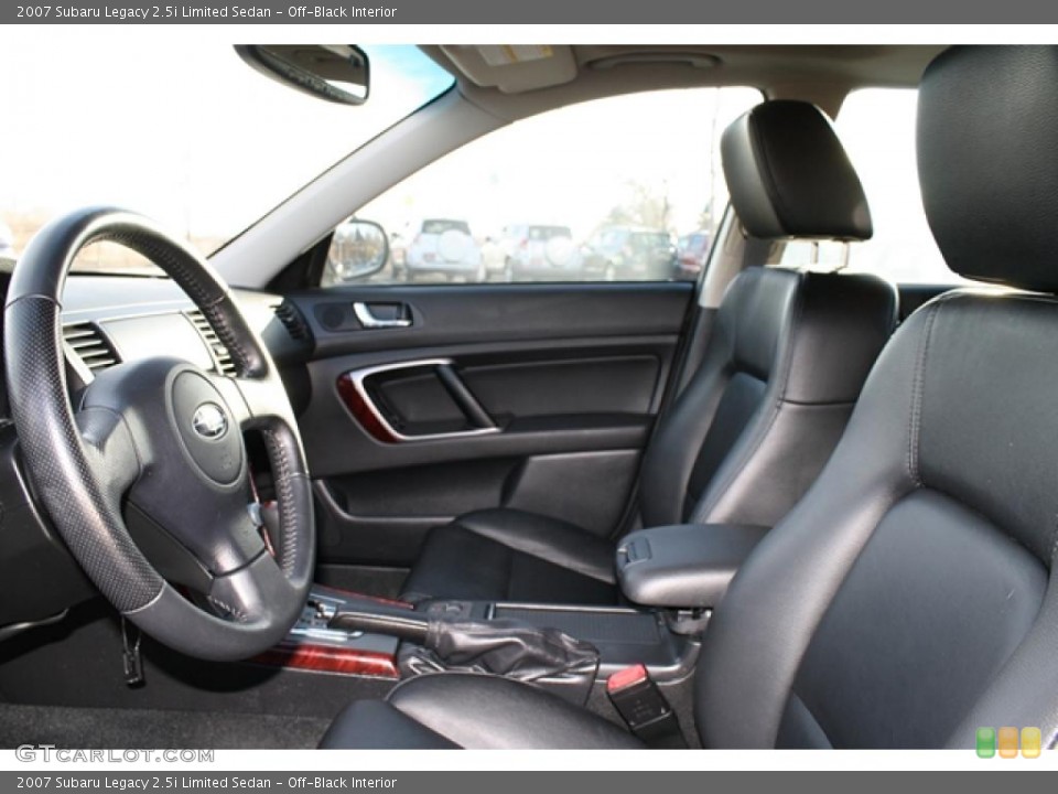 Off-Black Interior Photo for the 2007 Subaru Legacy 2.5i Limited Sedan #42195279