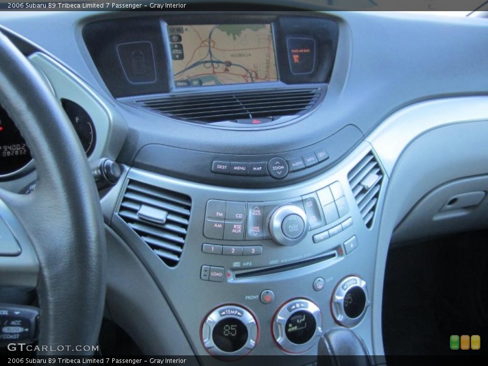 Gray Interior Navigation for the 2006 Subaru B9 Tribeca Limited 7 Passenger #42195423