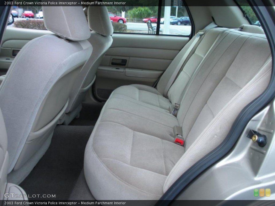 Medium Parchment Interior Photo for the 2003 Ford Crown Victoria Police Interceptor #42200355