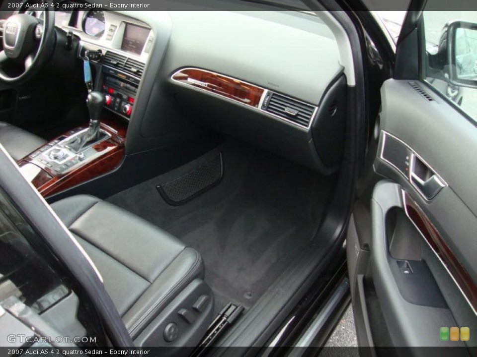 Ebony Interior Photo for the 2007 Audi A6 4.2 quattro Sedan #42200871