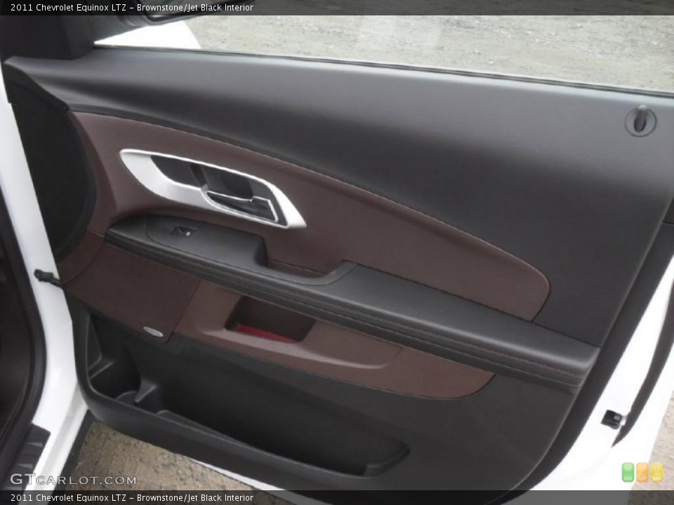 Brownstone/Jet Black Interior Door Panel for the 2011 Chevrolet Equinox LTZ #42205079