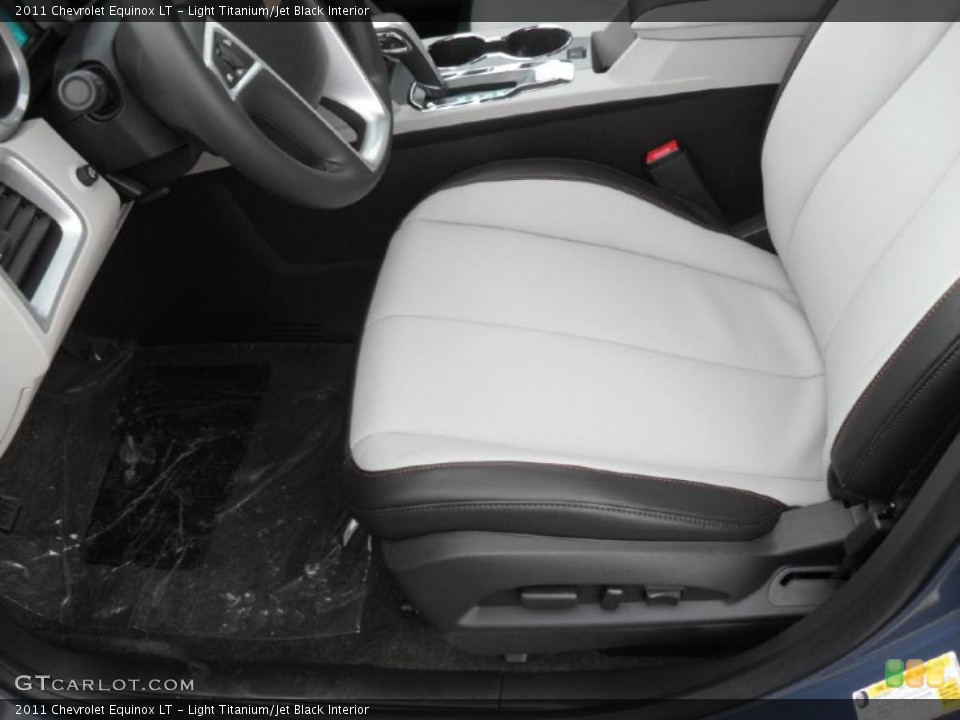 Light Titanium/Jet Black Interior Photo for the 2011 Chevrolet Equinox LT #42205247