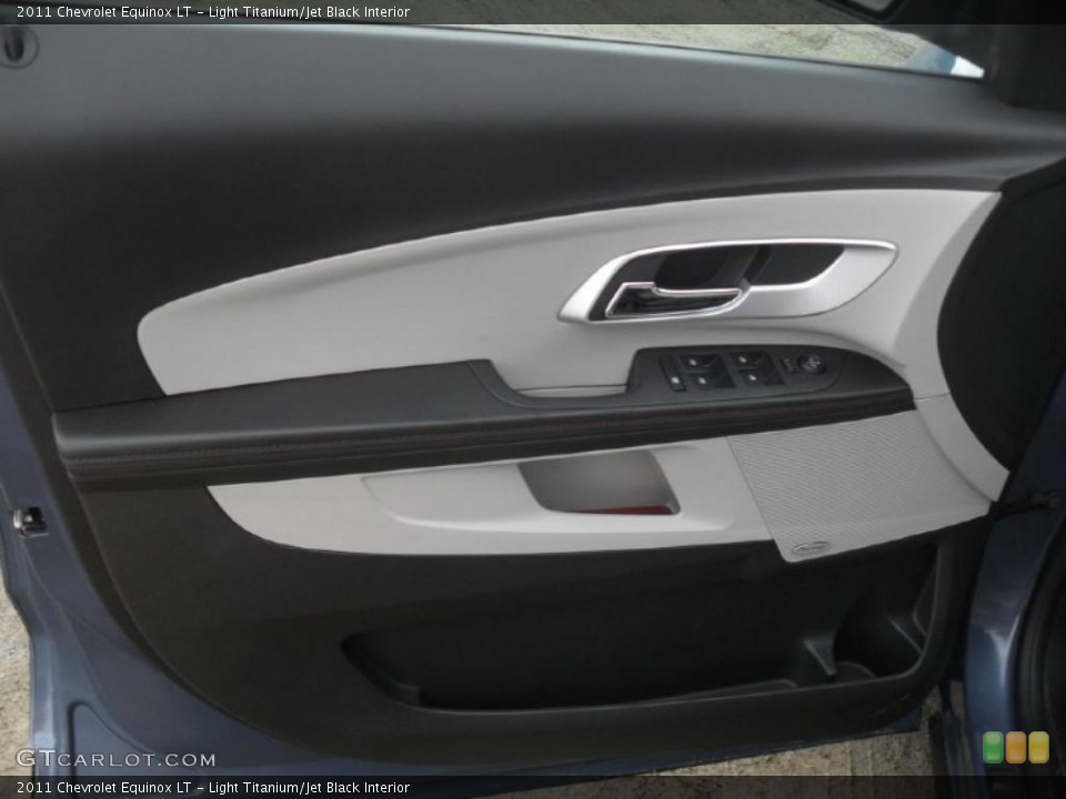 Light Titanium/Jet Black Interior Door Panel for the 2011 Chevrolet Equinox LT #42205271