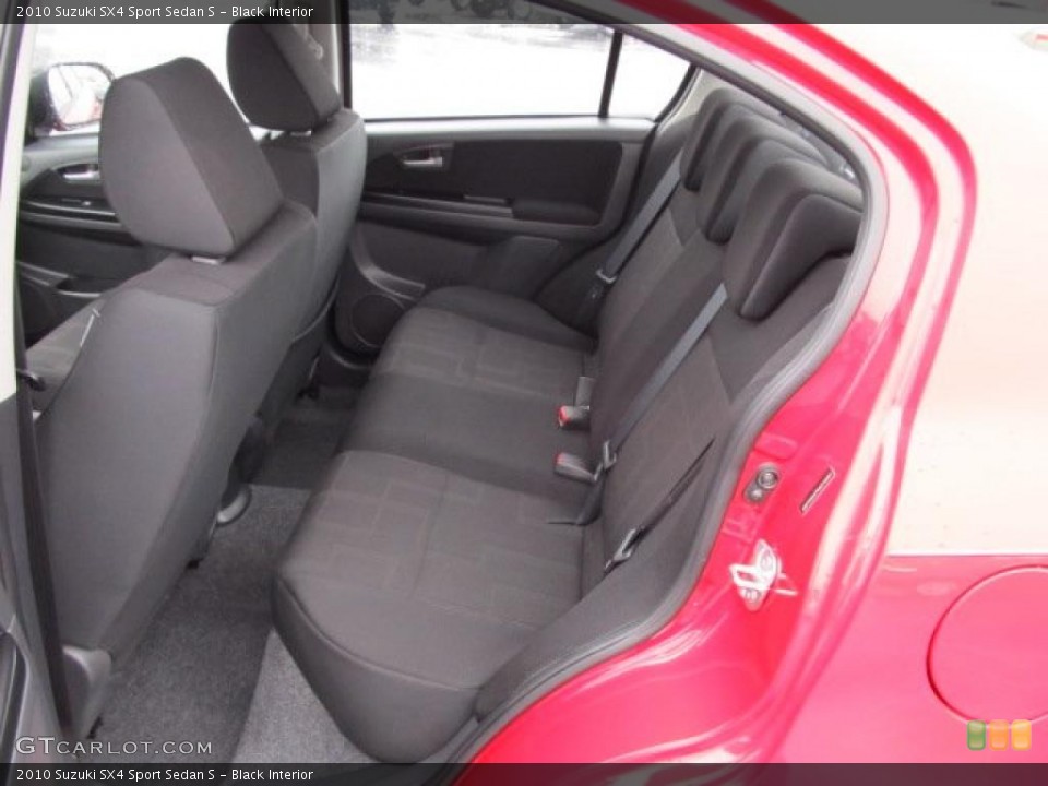 Black Interior Photo for the 2010 Suzuki SX4 Sport Sedan S #42217204