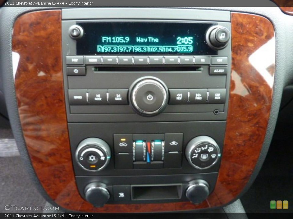 Ebony Interior Controls for the 2011 Chevrolet Avalanche LS 4x4 #42218688