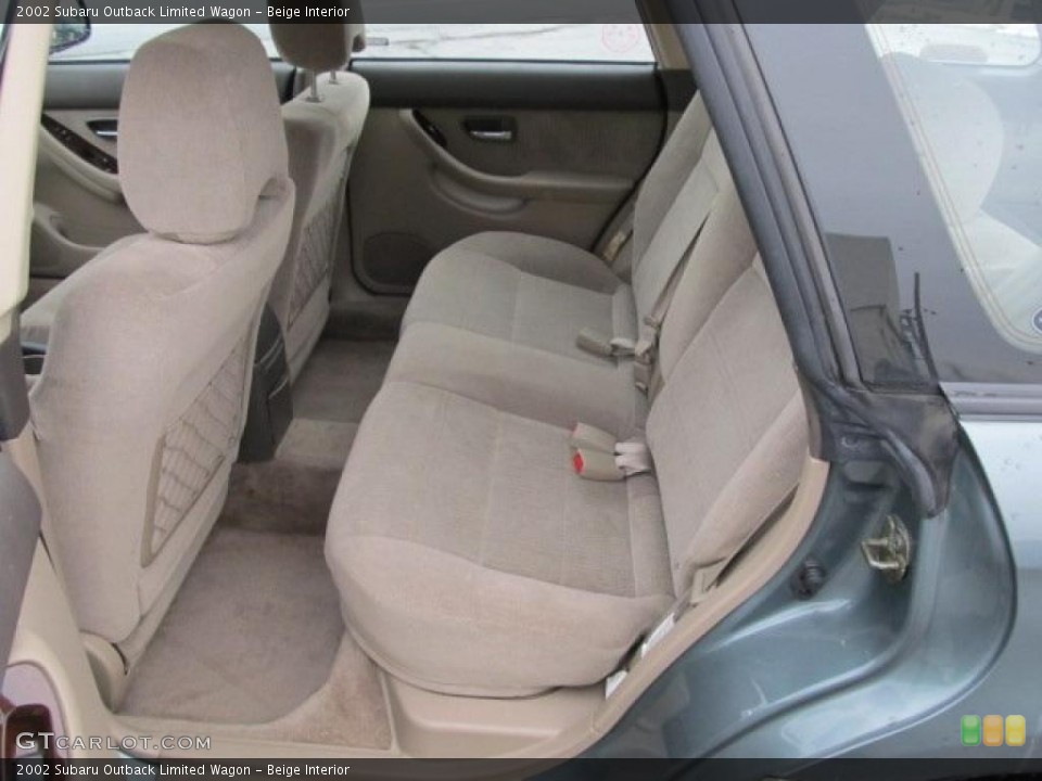 Beige Interior Photo for the 2002 Subaru Outback Limited Wagon #42218904