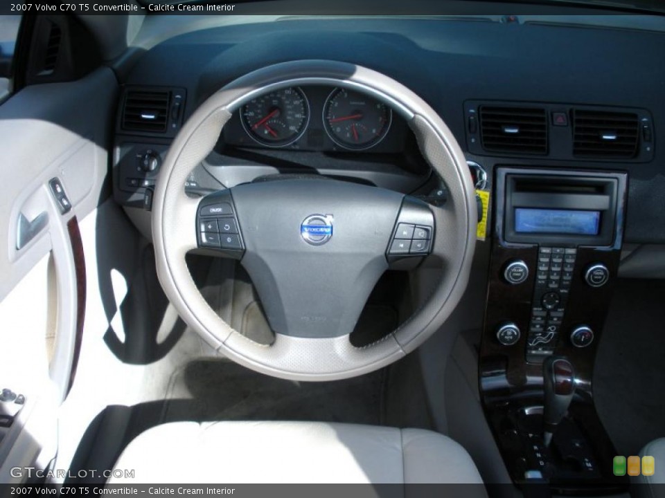 Calcite Cream Interior Steering Wheel for the 2007 Volvo C70 T5 Convertible #42219683