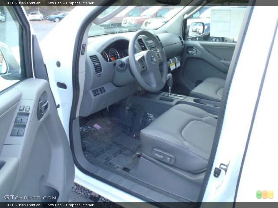Graphite Interior Photo for the 2011 Nissan Frontier SL Crew Cab #42245790