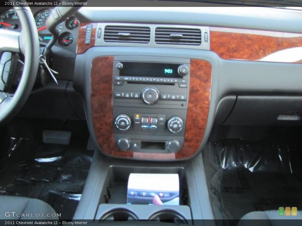 Ebony Interior Controls for the 2011 Chevrolet Avalanche LS #42249134