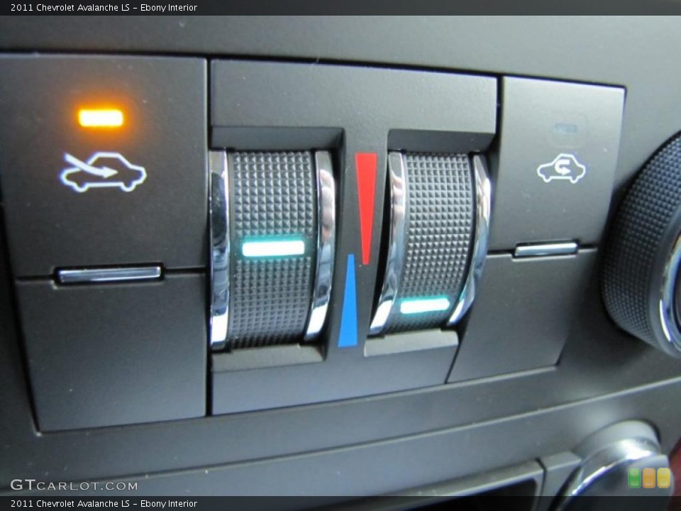 Ebony Interior Controls for the 2011 Chevrolet Avalanche LS #42249206