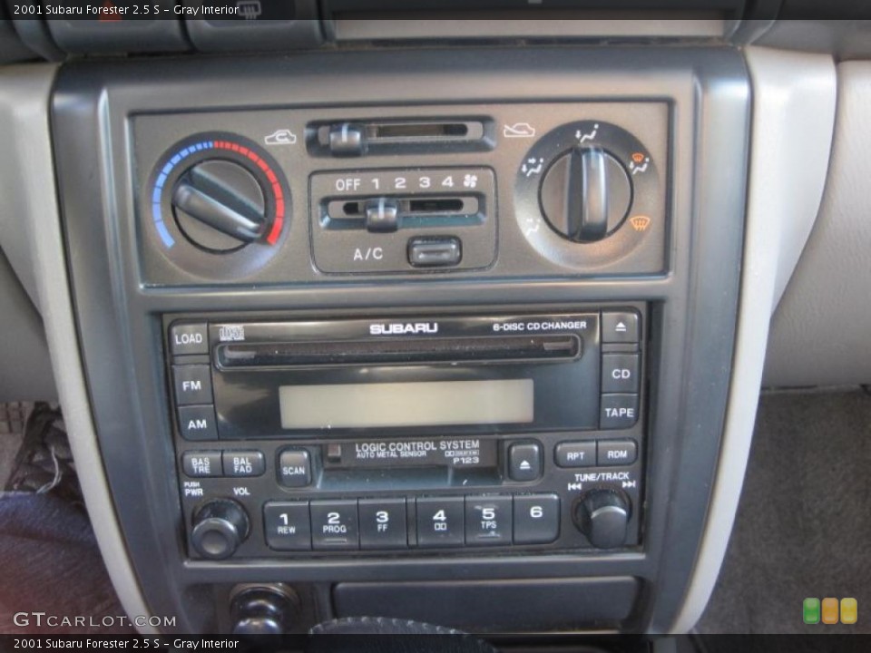 Gray Interior Controls for the 2001 Subaru Forester 2.5 S #42251374