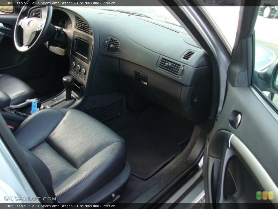 Obsidian Black Interior Photo for the 2006 Saab 9-5 2.3T SportCombi Wagon #42260778