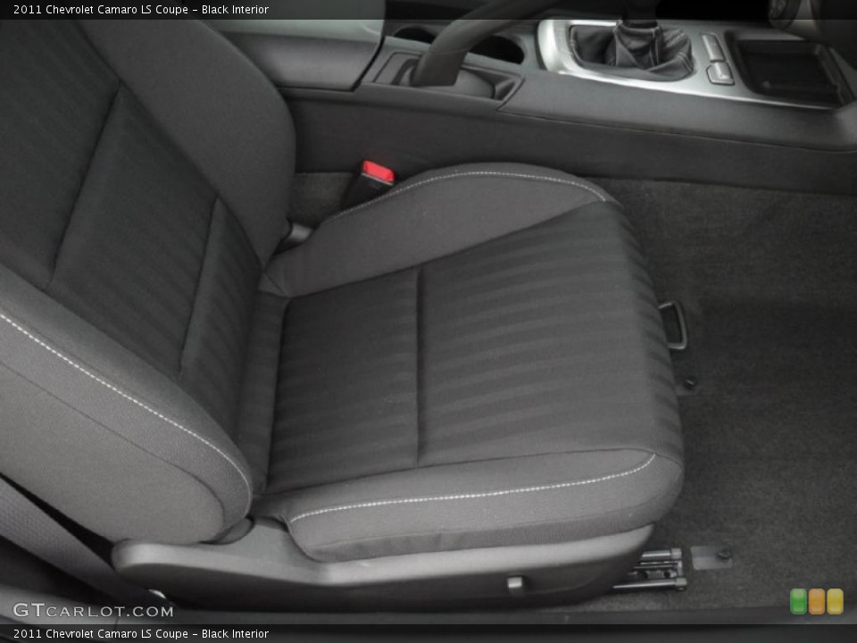 Black Interior Photo for the 2011 Chevrolet Camaro LS Coupe #42266342