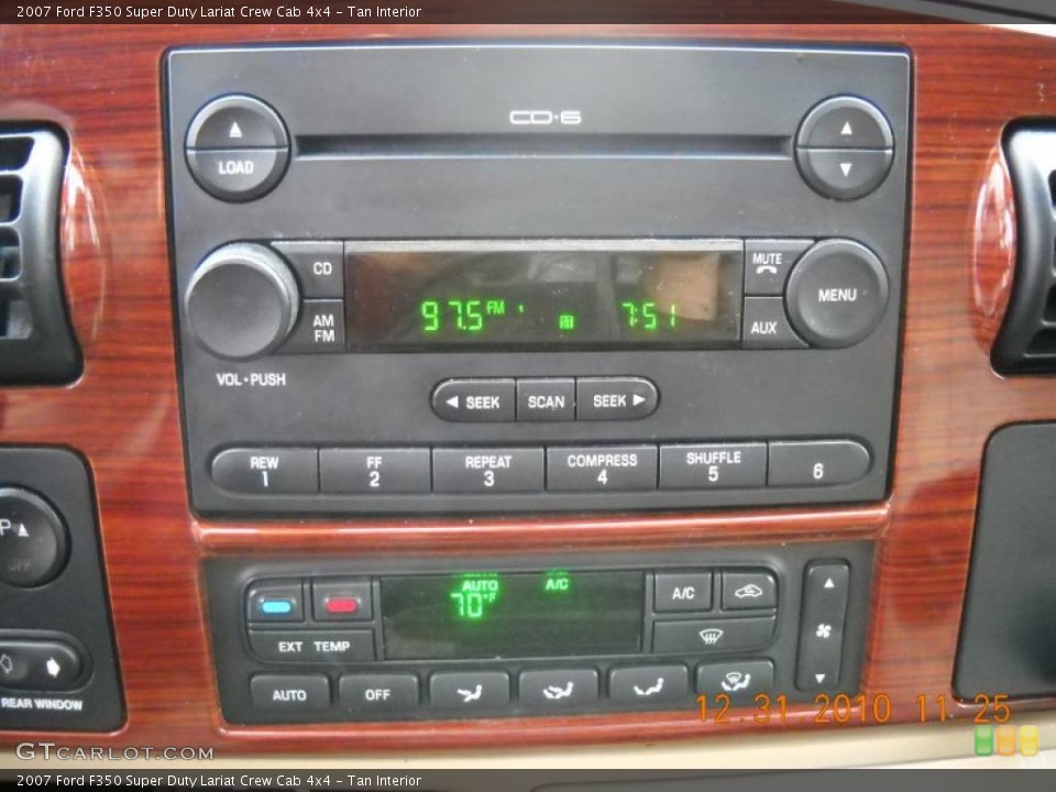 Tan Interior Controls for the 2007 Ford F350 Super Duty Lariat Crew Cab 4x4 #42269703