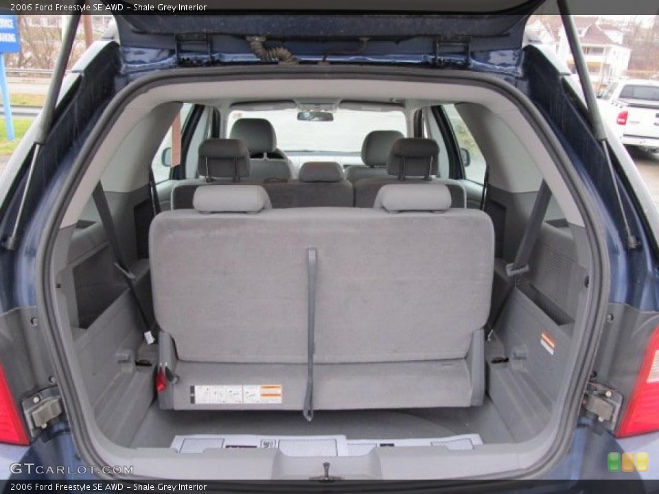 Shale Grey Interior Trunk for the 2006 Ford Freestyle SE AWD #42273007