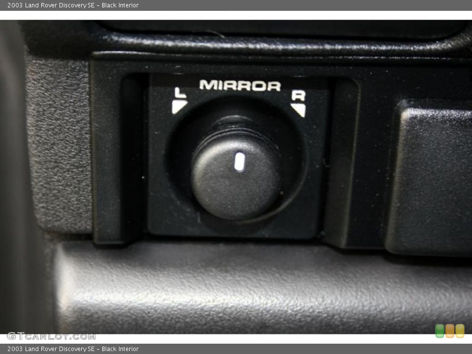 Black Interior Controls for the 2003 Land Rover Discovery SE #42279449