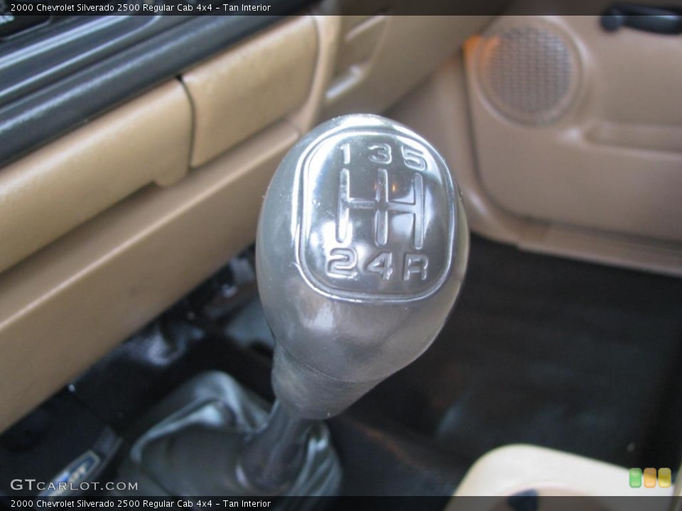 Tan Interior Transmission for the 2000 Chevrolet Silverado 2500 Regular Cab 4x4 #42290871
