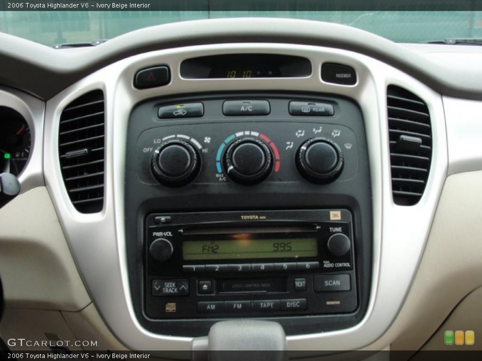 Ivory Beige Interior Controls for the 2006 Toyota Highlander V6 #42291103