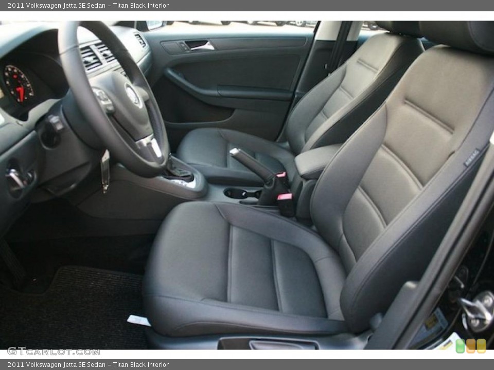 Titan Black Interior Photo for the 2011 Volkswagen Jetta SE Sedan #42292367