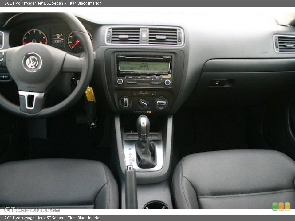 Titan Black Interior Dashboard for the 2011 Volkswagen Jetta SE Sedan #42292619