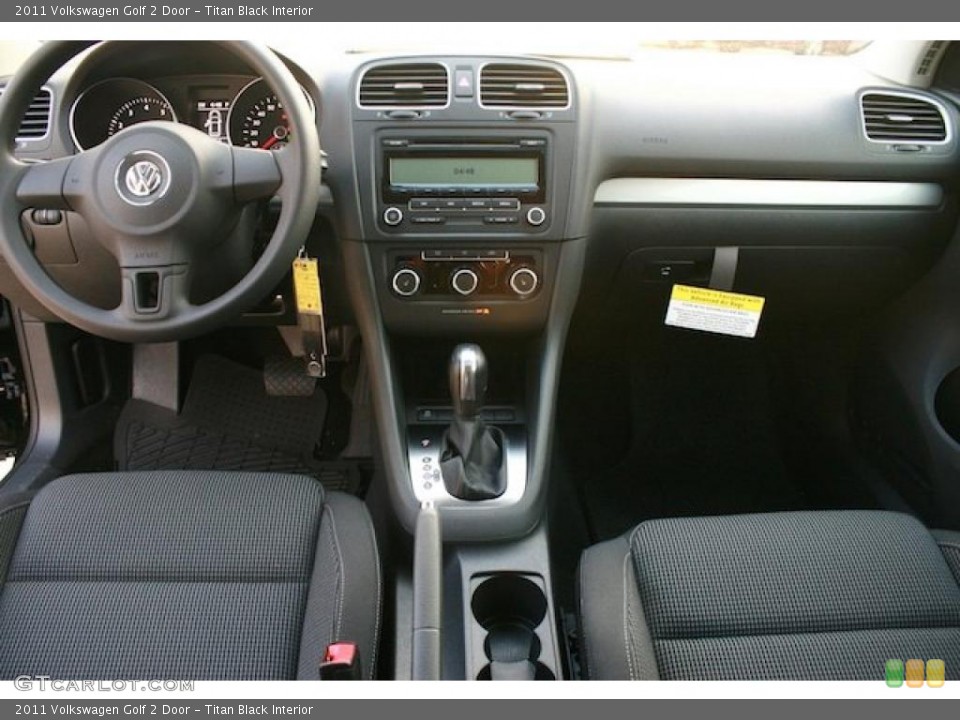 Titan Black Interior Photo for the 2011 Volkswagen Golf 2 Door #42292847