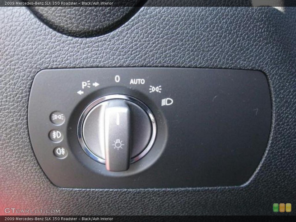 Black/Ash Interior Controls for the 2009 Mercedes-Benz SLK 350 Roadster #42304452