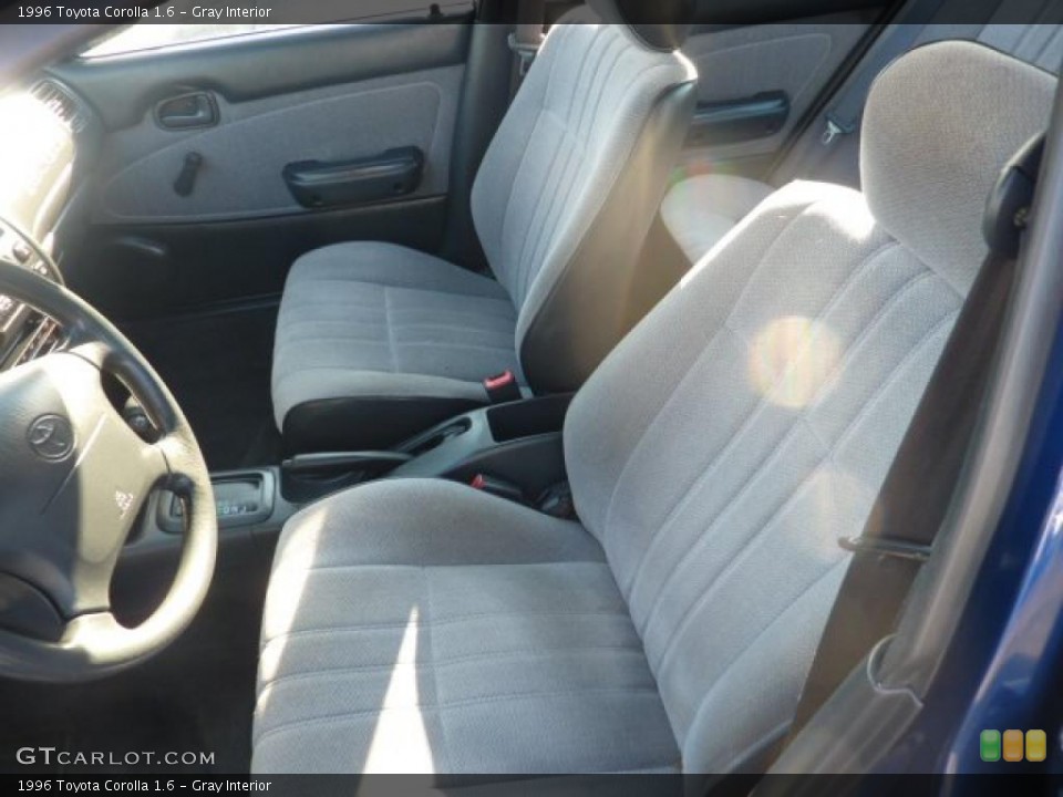 Gray Interior Photo for the 1996 Toyota Corolla 1.6 #42305996