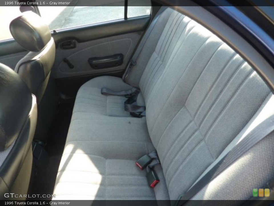 Gray Interior Photo for the 1996 Toyota Corolla 1.6 #42306003