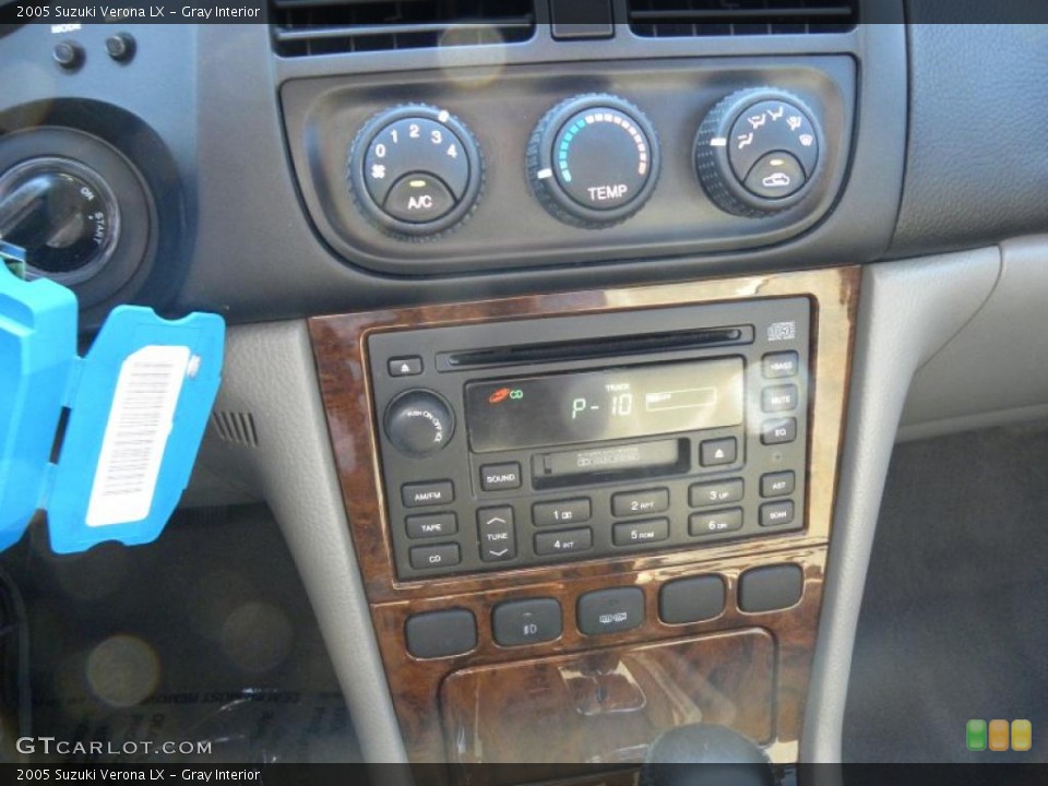 Gray Interior Controls for the 2005 Suzuki Verona LX #42308532