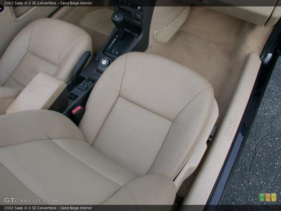 Sand Beige Interior Photo for the 2002 Saab 9-3 SE Convertible #42308776