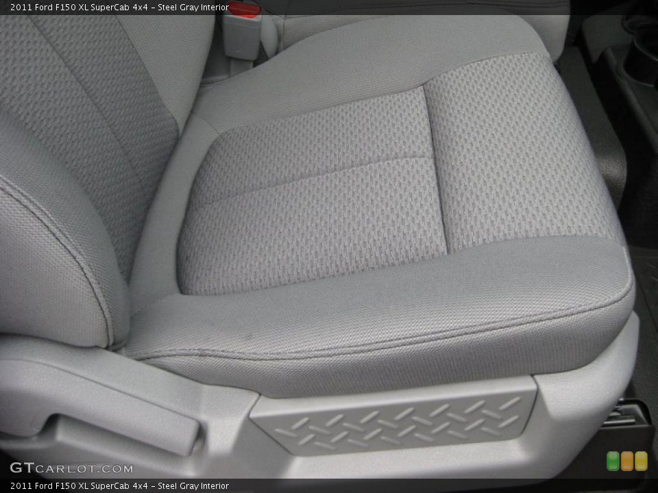 Steel Gray Interior Photo for the 2011 Ford F150 XL SuperCab 4x4 #42317599