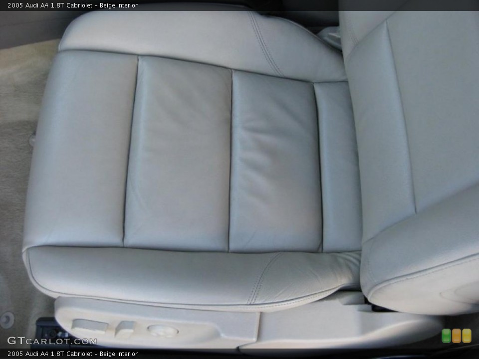 Beige Interior Photo for the 2005 Audi A4 1.8T Cabriolet #42317631