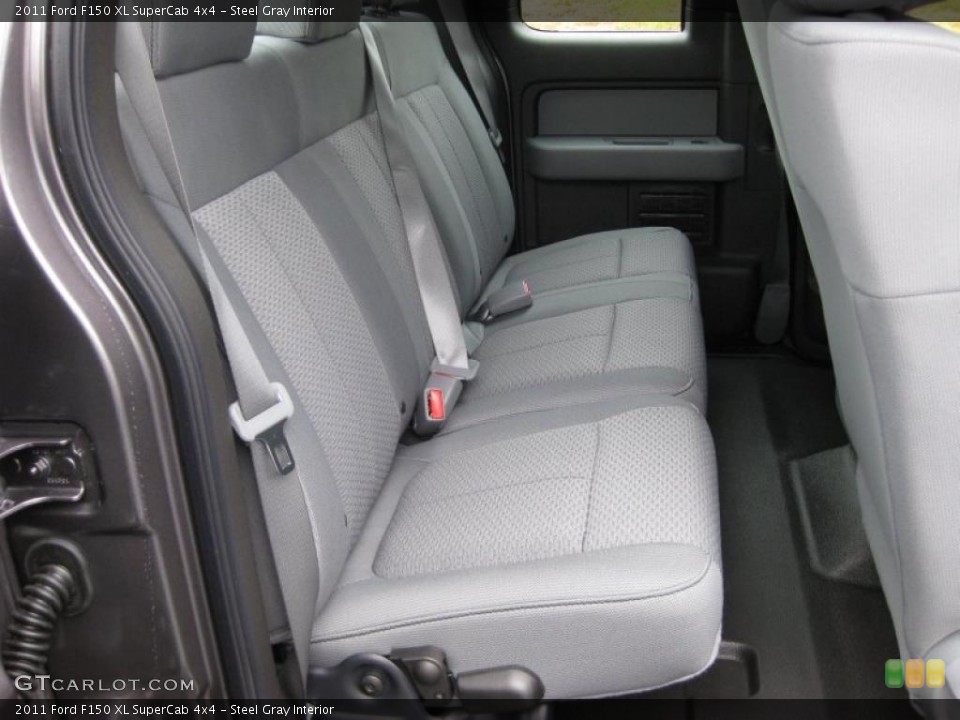 Steel Gray Interior Photo for the 2011 Ford F150 XL SuperCab 4x4 #42318115