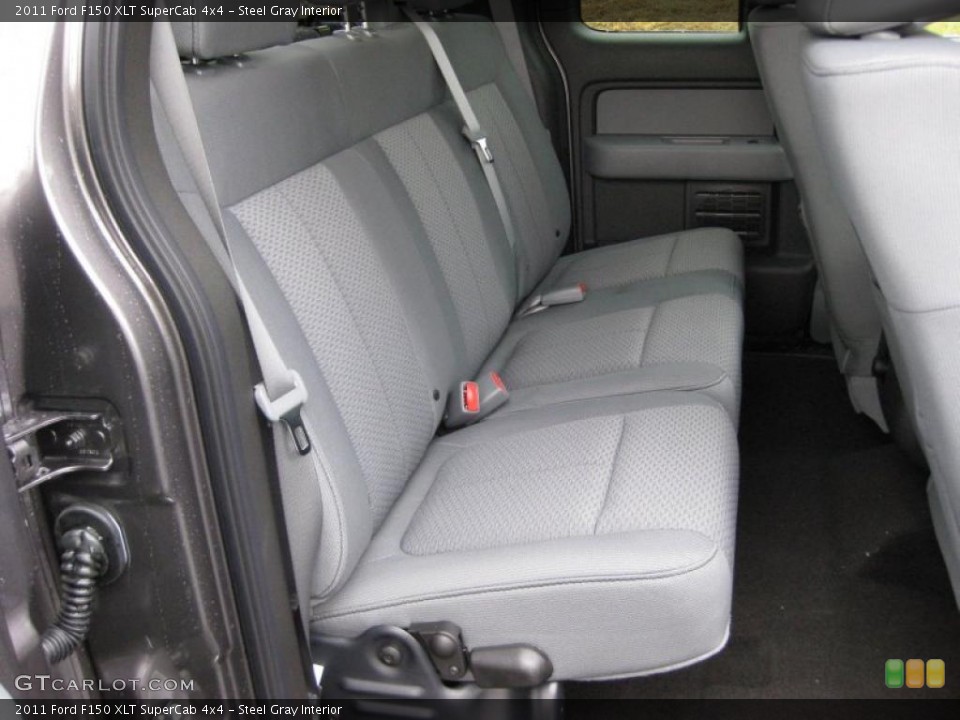 Steel Gray Interior Photo for the 2011 Ford F150 XLT SuperCab 4x4 #42319051