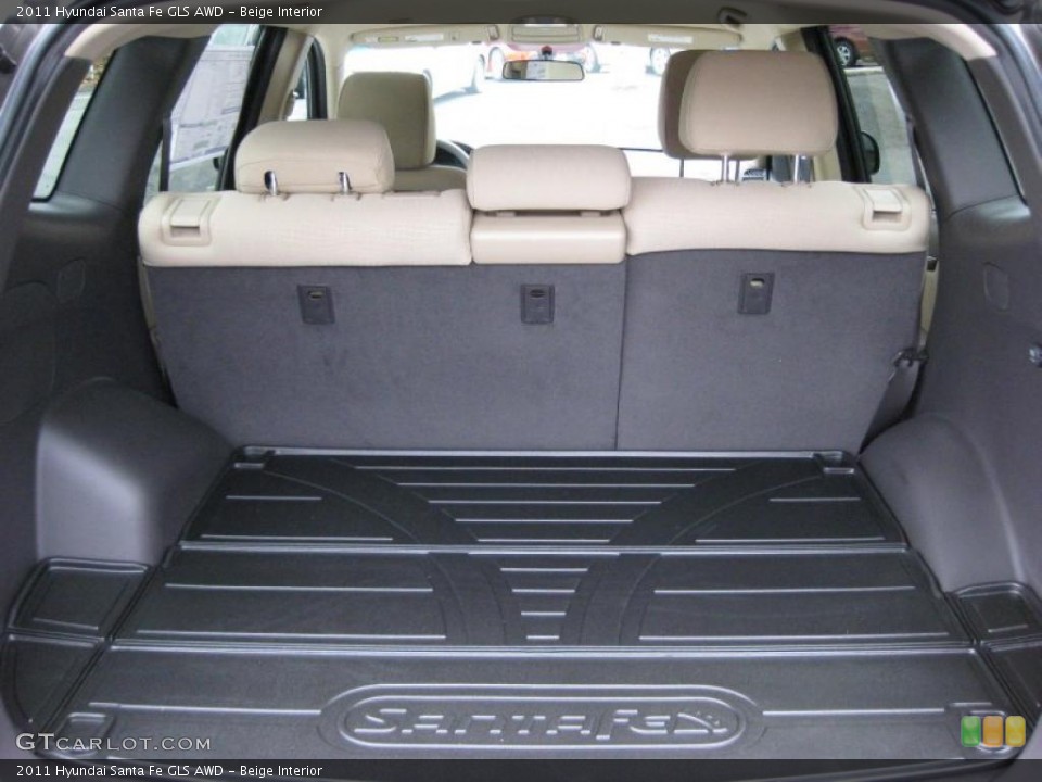 Beige Interior Trunk for the 2011 Hyundai Santa Fe GLS AWD #42319763
