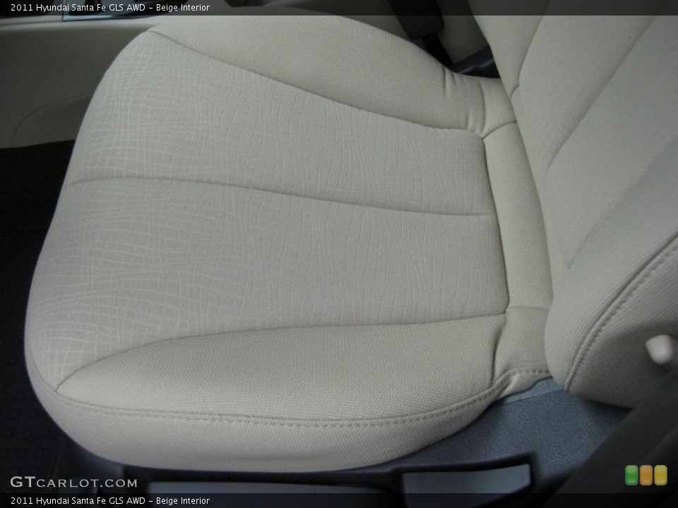 Beige Interior Photo for the 2011 Hyundai Santa Fe GLS AWD #42319791