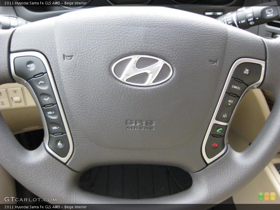 Beige Interior Controls for the 2011 Hyundai Santa Fe GLS AWD #42320004