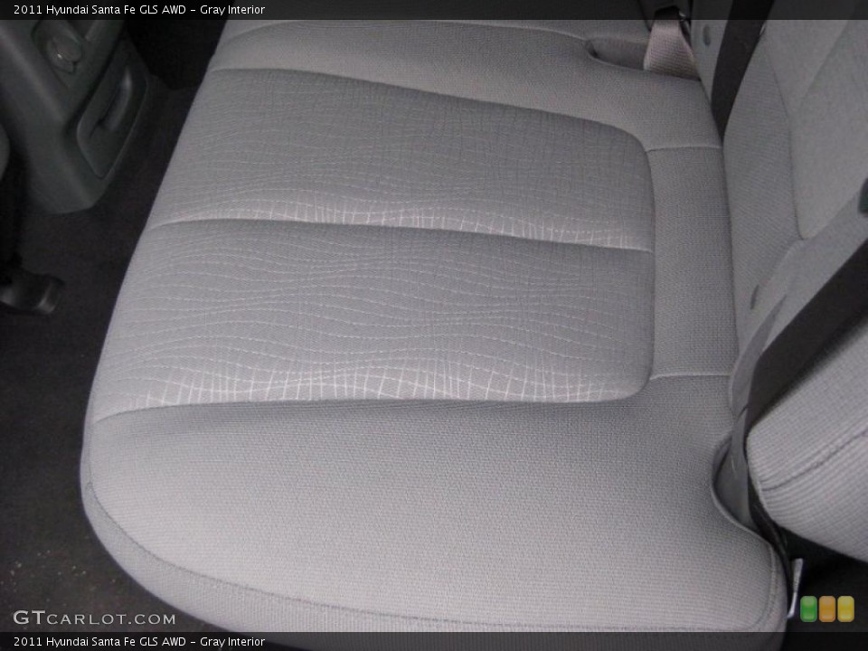 Gray Interior Photo for the 2011 Hyundai Santa Fe GLS AWD #42320259