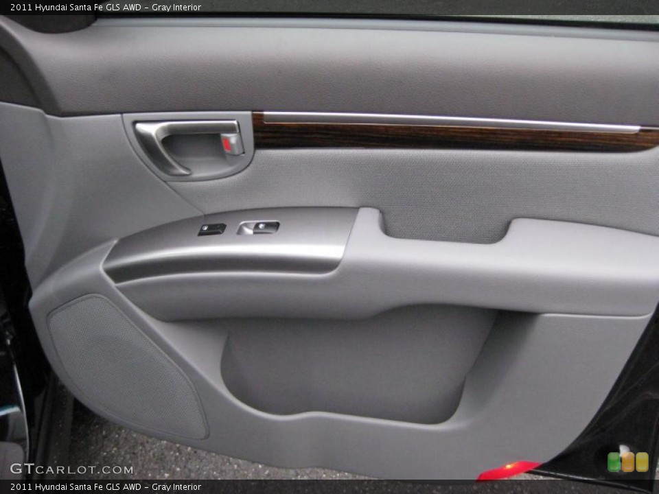 Gray Interior Door Panel for the 2011 Hyundai Santa Fe GLS AWD #42320319