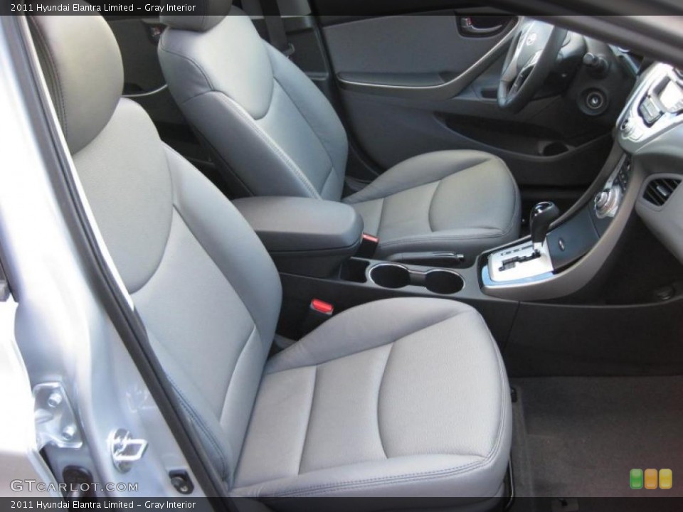 Gray Interior Photo for the 2011 Hyundai Elantra Limited #42321163