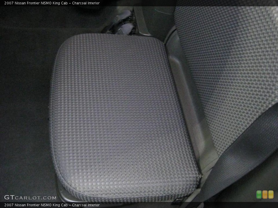 Charcoal Interior Photo for the 2007 Nissan Frontier NISMO King Cab #42324715