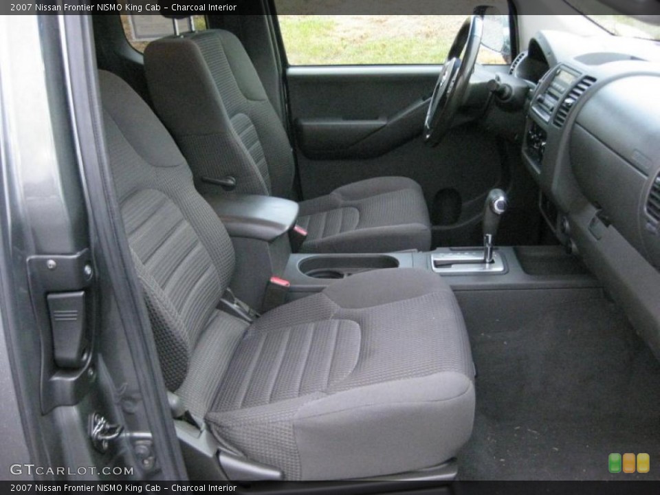 Charcoal Interior Photo for the 2007 Nissan Frontier NISMO King Cab #42324743