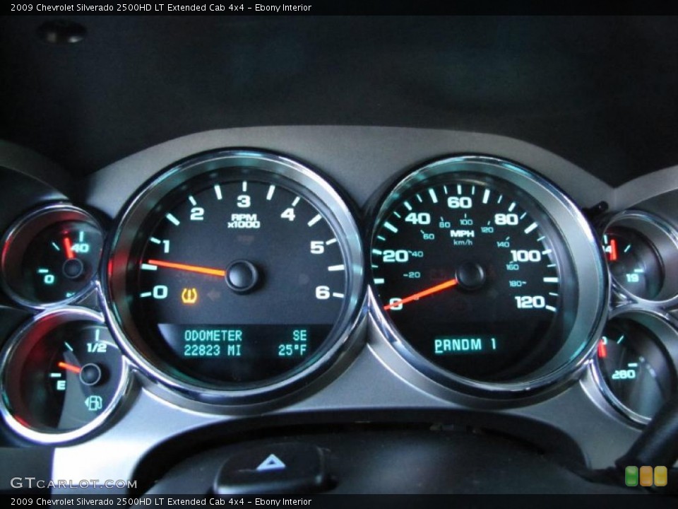 Ebony Interior Gauges for the 2009 Chevrolet Silverado 2500HD LT Extended Cab 4x4 #42327566
