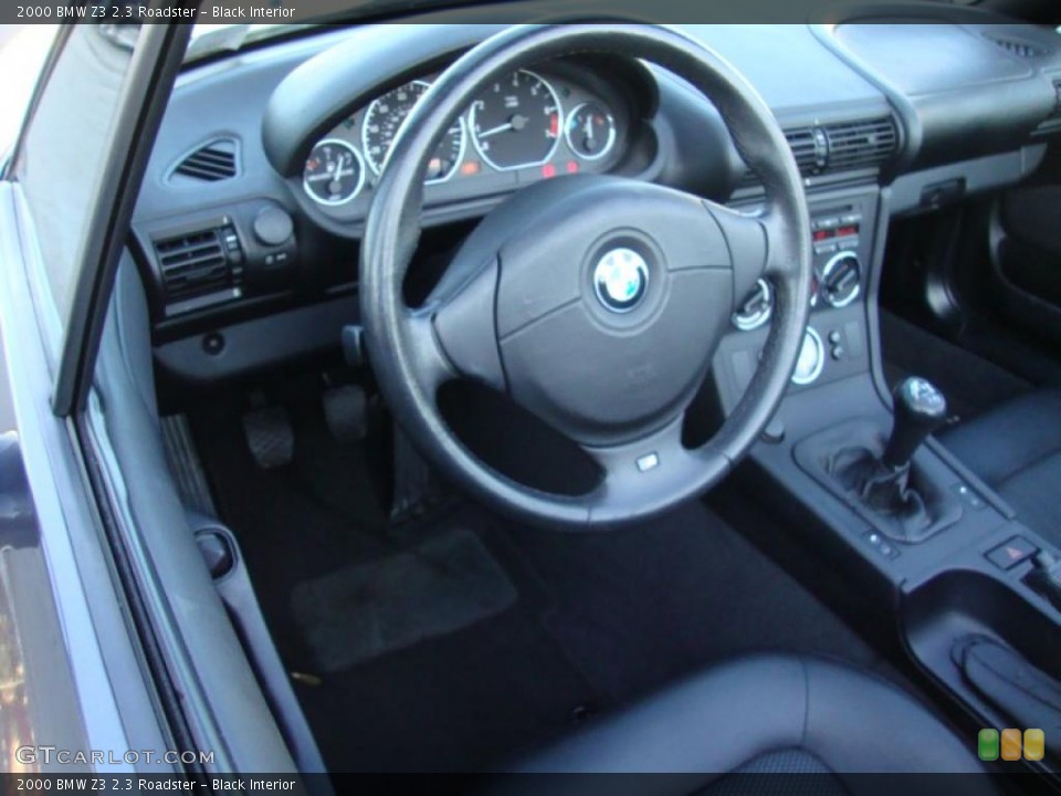 Black Interior Photo for the 2000 BMW Z3 2.3 Roadster #42338304